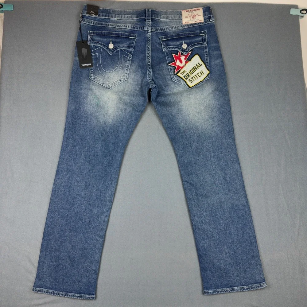 True Religion Ricky Relaxed Straight Jeans Medium Wash Blue Denim Mens 40x33 NEW